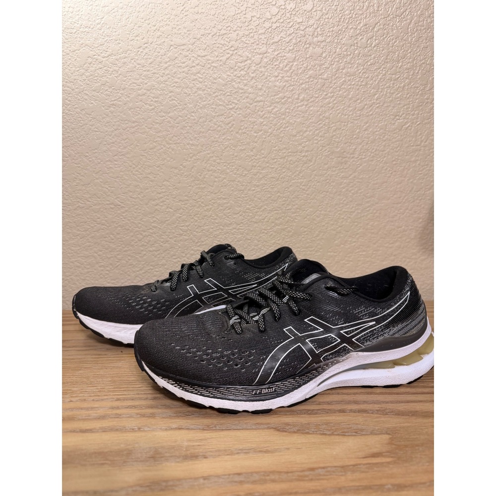 Asics Gel-Kayano 28 Womens Running Shoes Black White 1012B047 Size 8.5